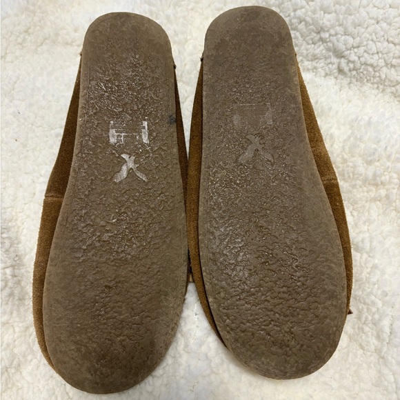 American Eagle moccasins size 7 - Picture 2 of 2